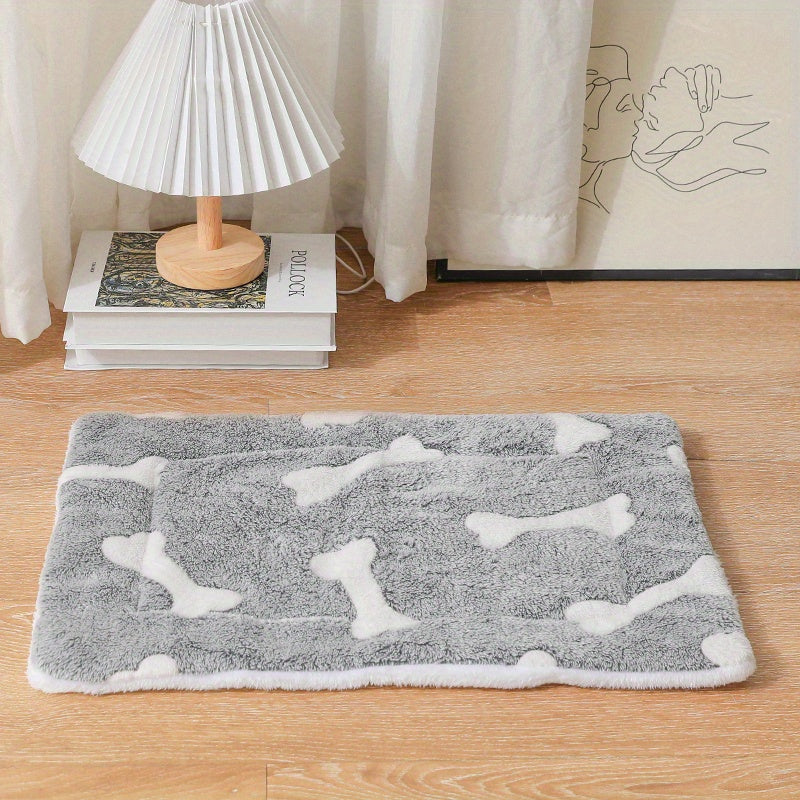 Self-Warming Reversible Fleece Pet Bed Mat for Dogs & Cats