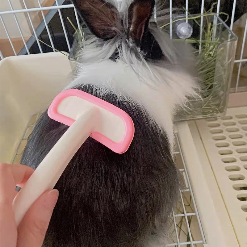 Silicone Grooming Fur Brush for Rabbits, Guinea Pigs & Chinchillas