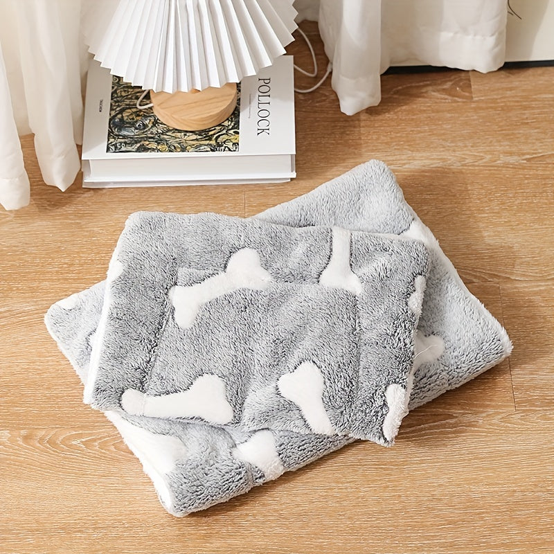 Self-Warming Reversible Fleece Pet Bed Mat for Dogs & Cats