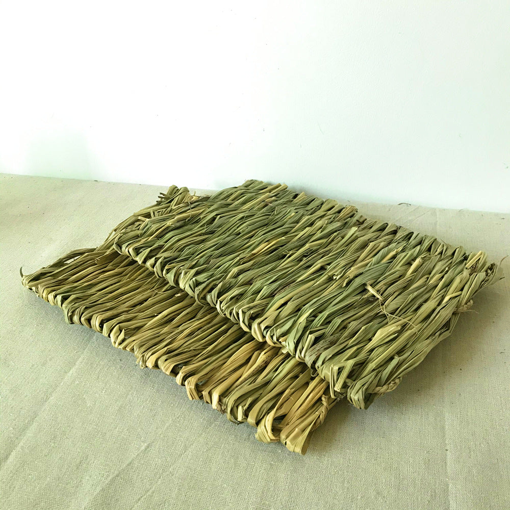 3-Pack Natural Straw Mat Set for Rabbits & Guinea Pigs