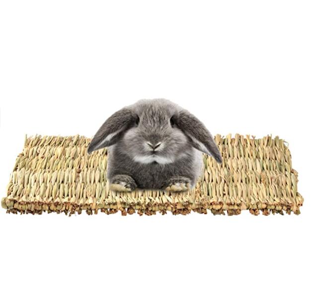 3-Pack Natural Straw Mat Set for Rabbits & Guinea Pigs