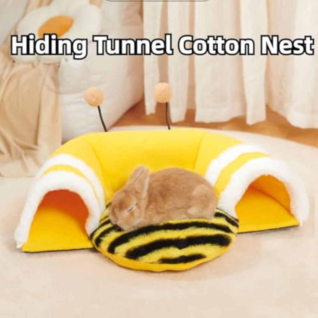 Bee-Shaped Warm Hideout Tunnel for Guinea Pigs & Rabbits