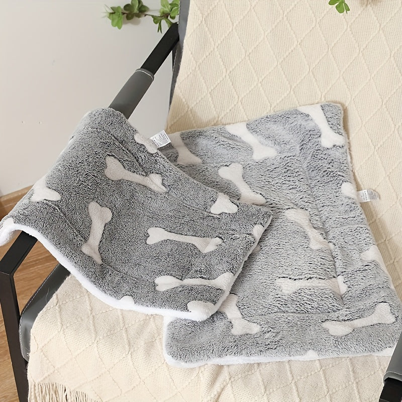 Self-Warming Reversible Fleece Pet Bed Mat for Dogs & Cats